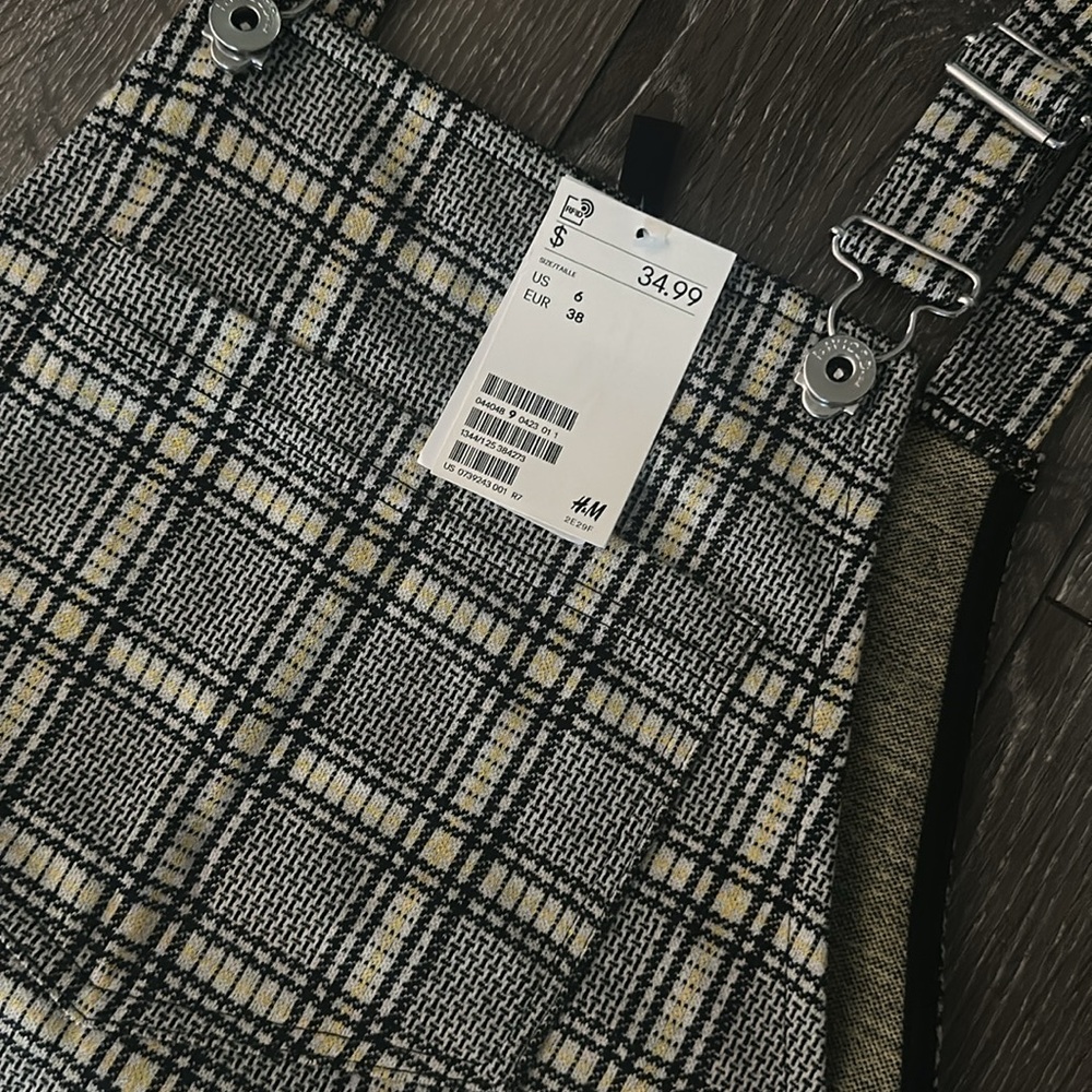 H&M DIVIDED plaid overall dress - Picture 4 of 5